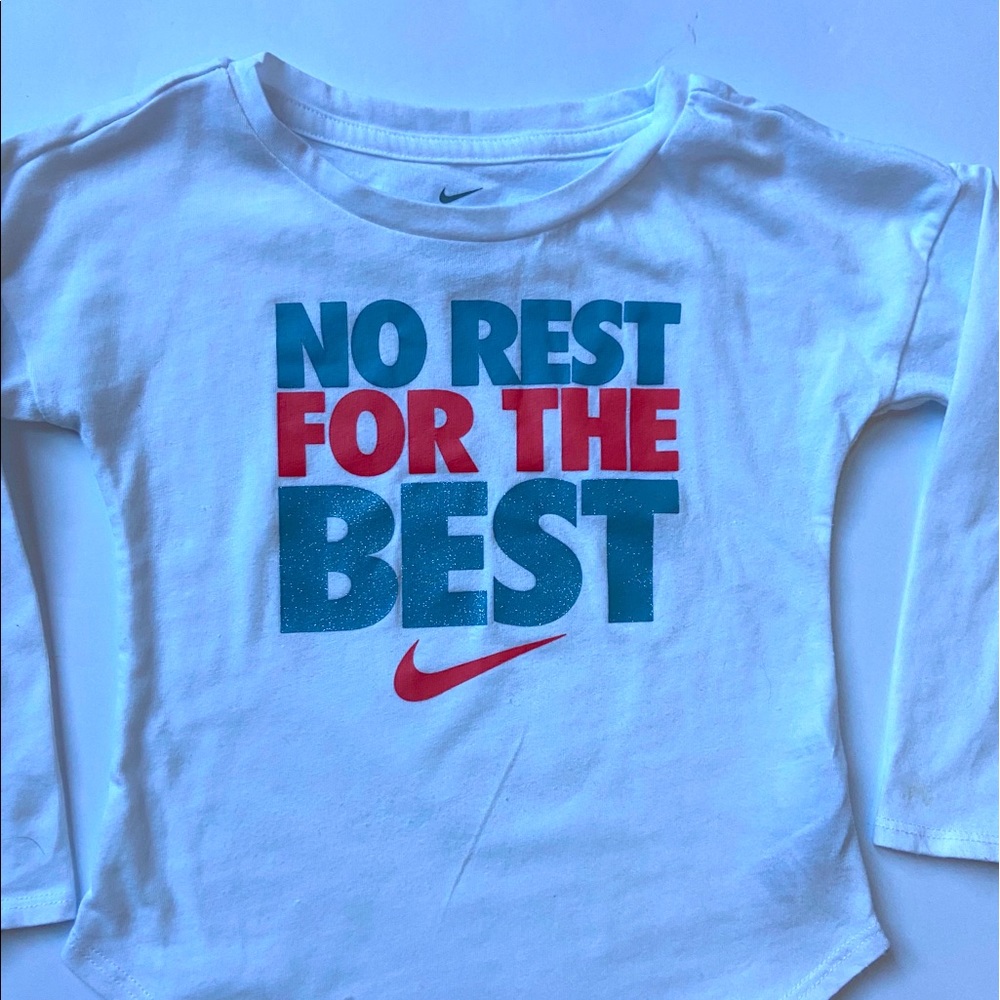 Toddler Nike white top